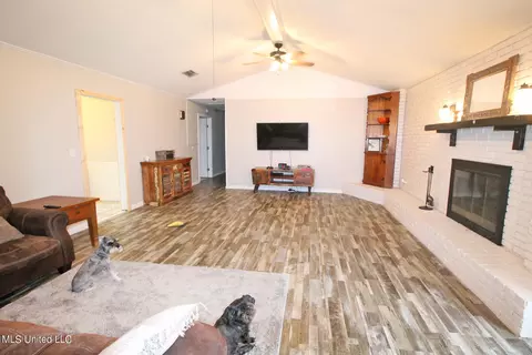 86 Teresa Dr, Lucedale, MS 39452 photo 16
