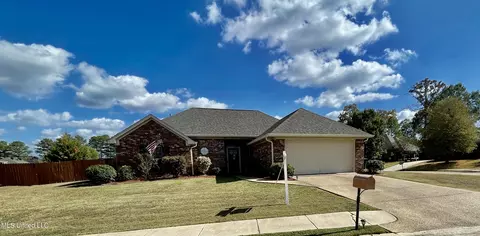 311 Fairview Dr #311, Brandon, MS 39047