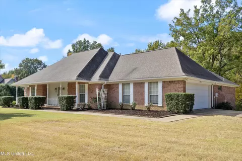 4225 Summers Place Dr, Olive Branch, MS 38654