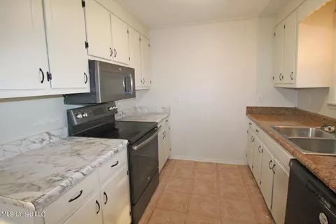 119 Holmes Dr, Lucedale, MS 39452 photo 12