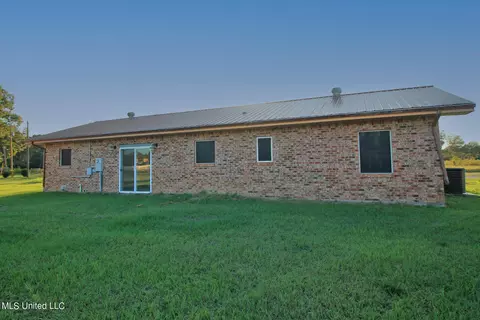 119 Holmes Dr, Lucedale, MS 39452 photo 37
