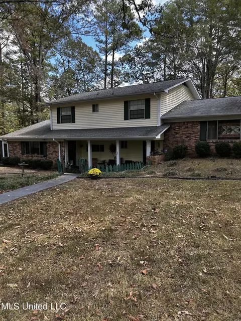 167 Wynndale Lake Rd, Terry, MS 39170