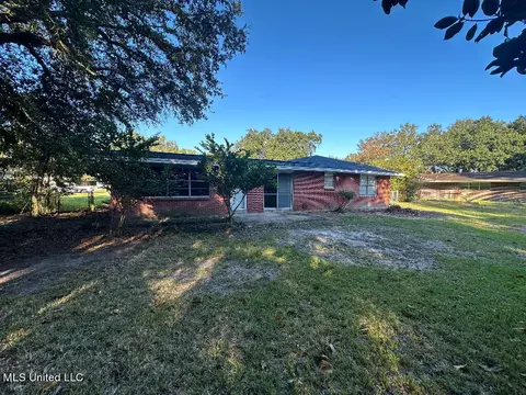 104 Clower Ave, Long Beach, MS 39560 photo 4