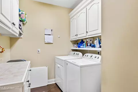 315 Barrington Cv, Byram, MS 39272 photo 27
