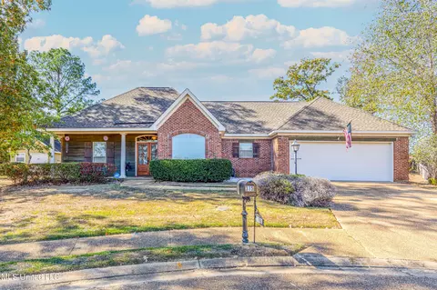 315 Barrington Cv, Byram, MS 39272