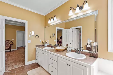 315 Barrington Cv, Byram, MS 39272 photo 17