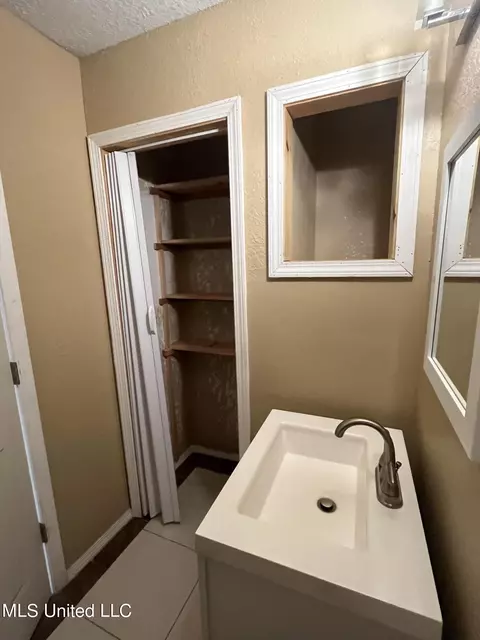 5324 James St, Moss Point, MS 39563 photo 24