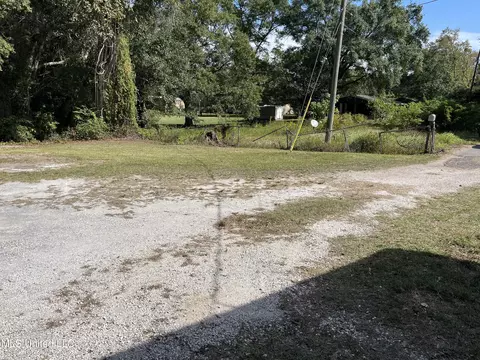 5324 James St, Moss Point, MS 39563 photo 5