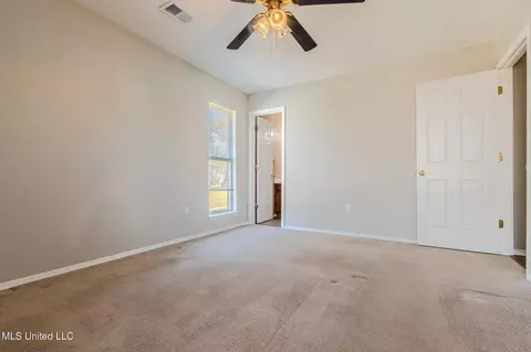 6220 Cambridge Dr, Olive Branch, MS 38654 photo 16