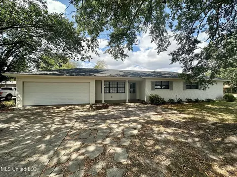 700 Ninth Ave, Cleveland, MS 38732