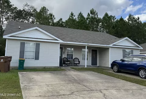 15119 Deer Creek Dr, Biloxi, MS 39532