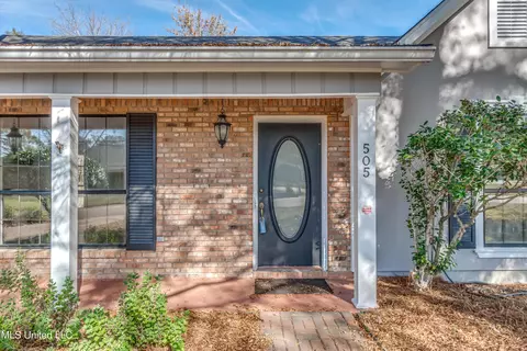 505 Olympic Dr, Flowood, MS 39232 photo 3