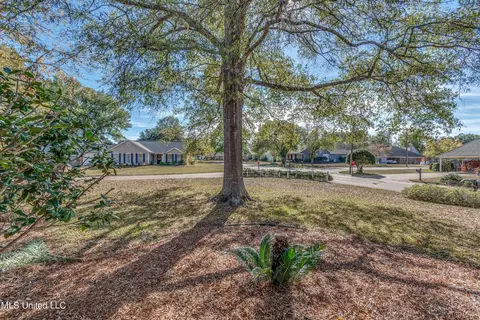 505 Olympic Dr, Flowood, MS 39232 photo 9