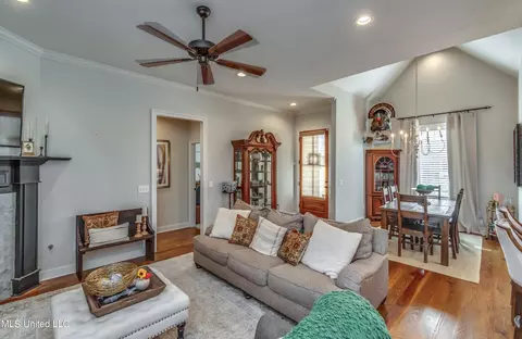 104 Woodscape Dr, Canton, MS 39046 photo 10