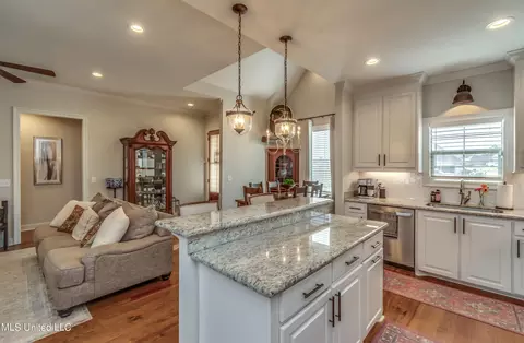 104 Woodscape Dr, Canton, MS 39046 photo 13