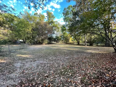 362 Leron Ave, Jackson, MS 39206 photo 12