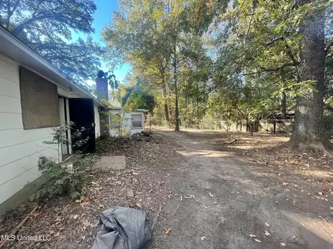 3615 Meadow Ln, Jackson, MS 39212 photo 3