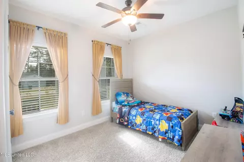 Bedroom - 74602 N Diamondhead Dr, Diamondhead, MS 39525 photo 2 of 2