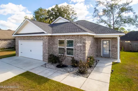 13742 Shelby Ct, Gulfport, MS 39503