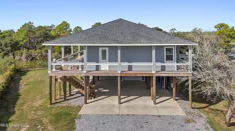 3146 Gulf View Pl, Gautier, MS 39553