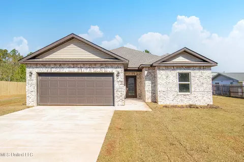 14502 Goff St, Biloxi, MS 39532