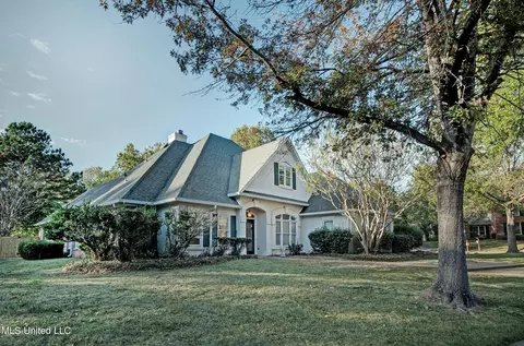 300 Feather Glen Dr, Ridgeland, MS 39157