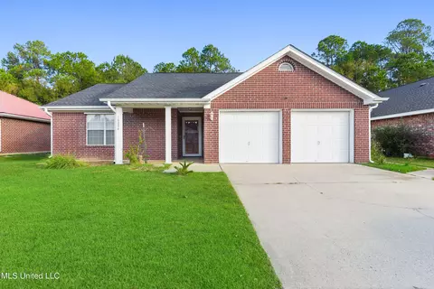 16094 N April Dr, Gulfport, MS 39503