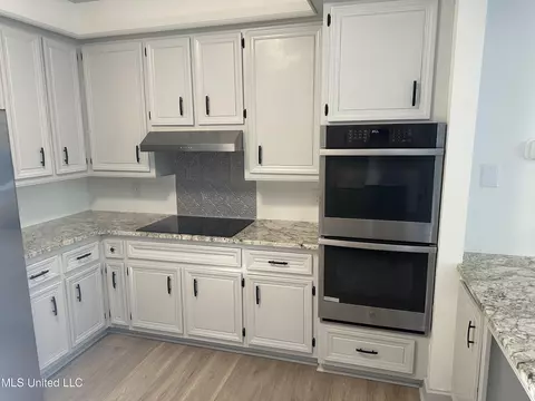 201 Stoney Brook Cv, Jackson, MS 39211 photo 7