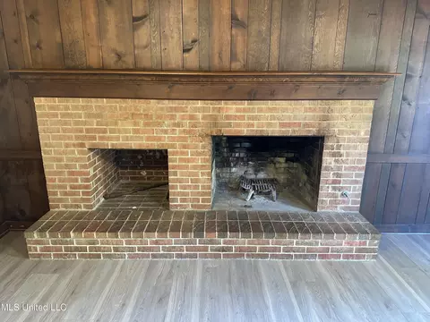 201 Stoney Brook Cv, Jackson, MS 39211 photo 5