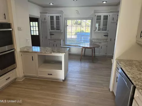 201 Stoney Brook Cv, Jackson, MS 39211 photo 14