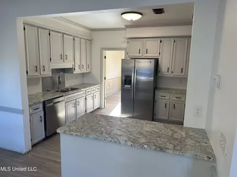 201 Stoney Brook Cv, Jackson, MS 39211 photo 11