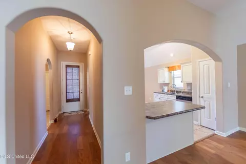 8707 Nuthatch Ln, Olive Branch, MS 38654 photo 8