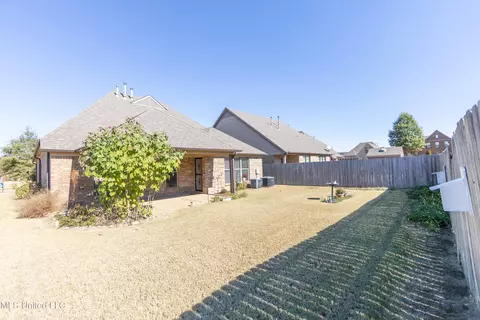 8707 Nuthatch Ln, Olive Branch, MS 38654 photo 20