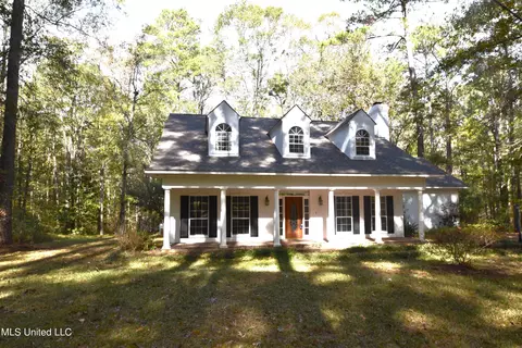 1407 Smith County Road 131, Polkville, MS 39117