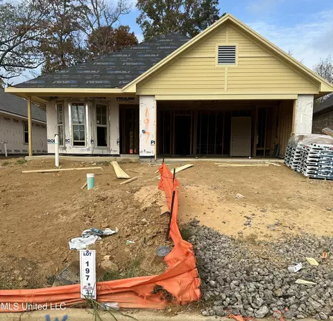 7955 Gardendale Dr, Olive Branch, MS 38654