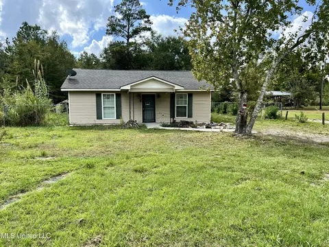 5529 Lower Bay Rd, Bay Saint Louis, MS 39520