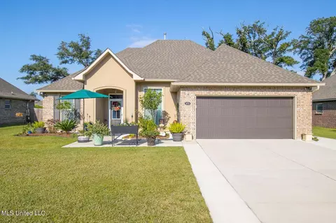 2010 Pelican Cir, Long Beach, MS 39560