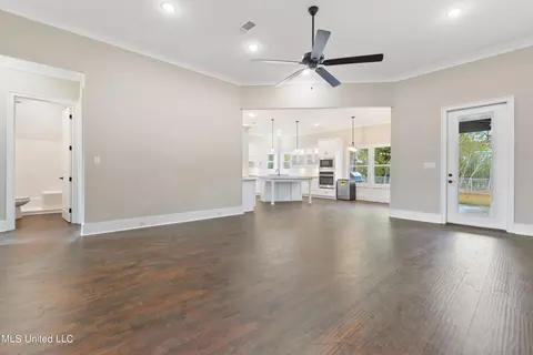 14506 Goff St, Biloxi, MS 39532 photo 4
