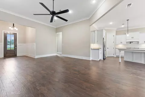 14506 Goff St, Biloxi, MS 39532 photo 5