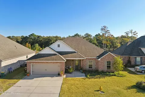 13334 Marys Way, Biloxi, MS 39532