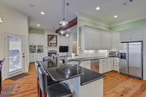 809 Willow Grande Circle Cir, Brandon, MS 39047 photo 7