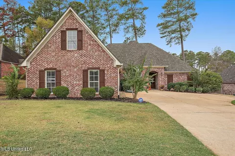 809 Willow Grande Circle Cir, Brandon, MS 39047