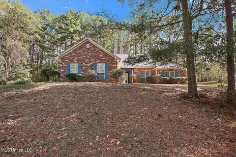 214 Blackbridge Dr, Brandon, MS 39042