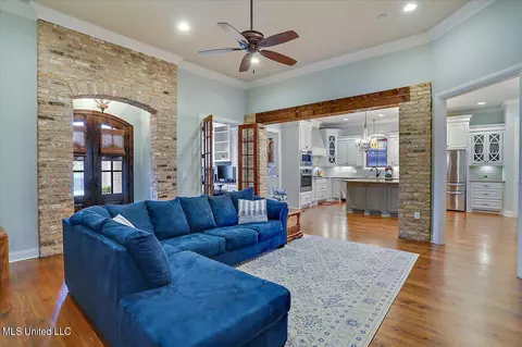 905 Topaz Ct, Flowood, MS 39232 photo 8
