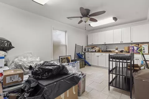 Kitchen - 4353 Melvin Rd, Biloxi, MS 39532 photo 4 of 4