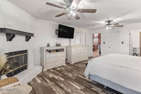 Bedroom - 4353 Melvin Rd, Biloxi, MS 39532 photo 1 of 3