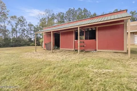 Exterior - 4353 Melvin Rd, Biloxi, MS 39532 photo 10 of 11