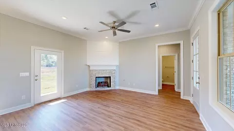 403 Butternut Dr, Canton, MS 39046 photo 6