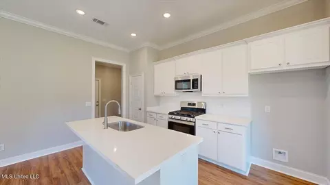403 Butternut Dr, Canton, MS 39046 photo 8