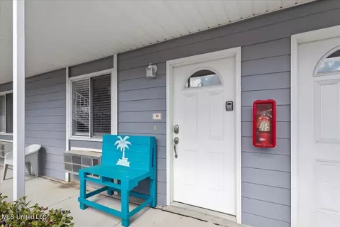 1664 Beach Blvd #31, Biloxi, MS 39531